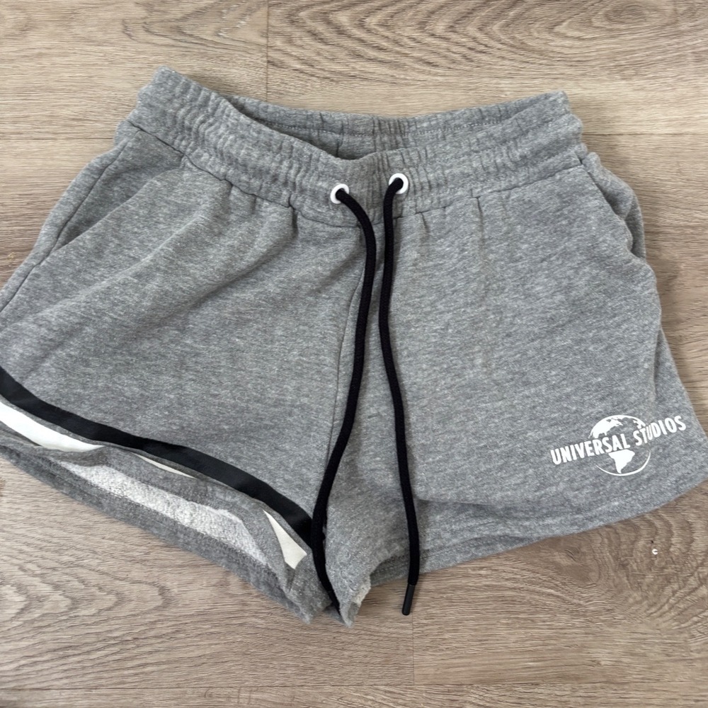 Universal Studios Heather Gray Sweat Shorts Dolphin Hem Drawstring Small